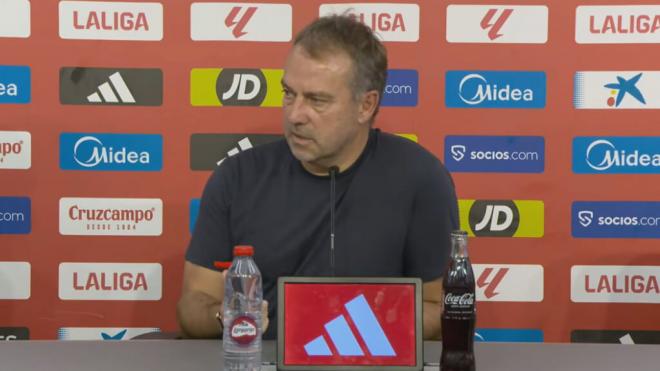 Hansi Flick en rueda de prensa (ElDesmarque)