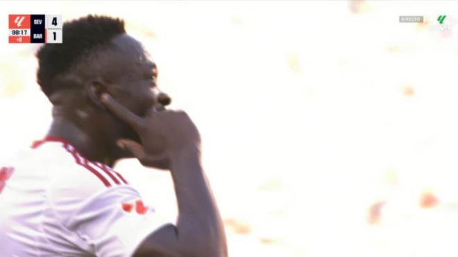 Akor Adams, en el tramo final del Sevilla - Barça.