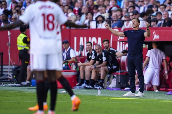 Matías Almeyda en el partido contra el Barça (Foto: Europa Press)