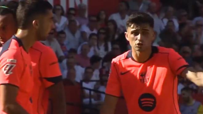 Pedri y Ferran conversan (Foto: DAZN)