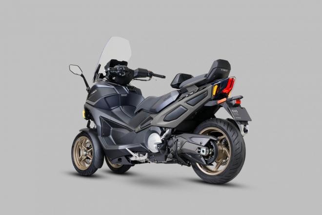 KYMCO CV3 575.