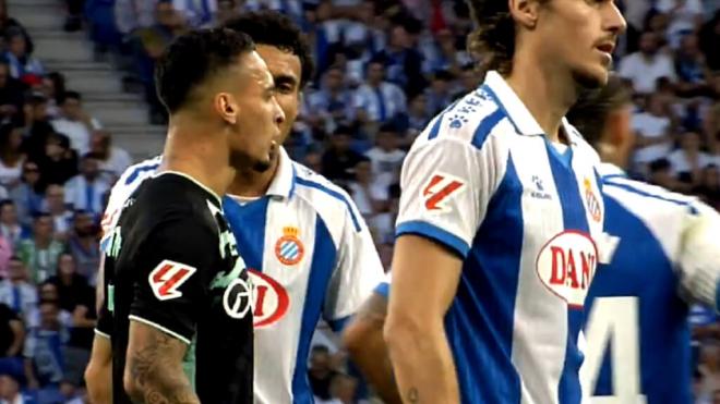 Antony, gritándole a Pol Lozano.