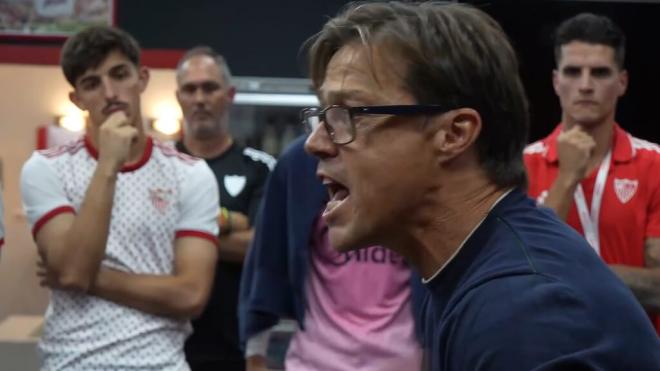 La bronca de Matías Almeyda en el descanso del Sevilla - Barcelona.