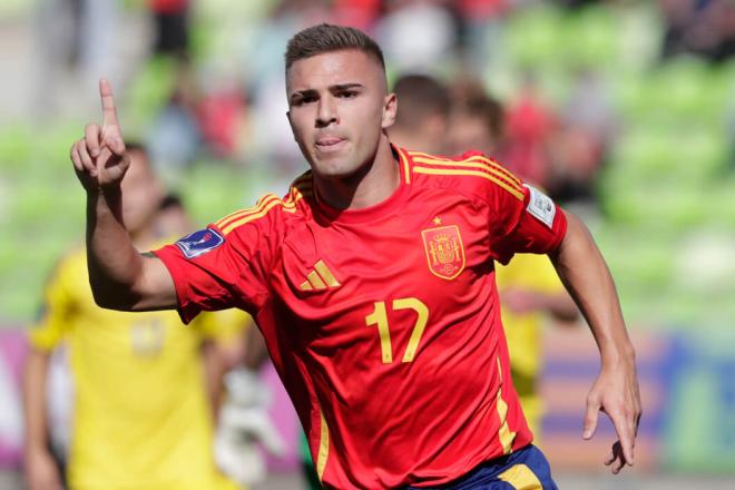 Pablo García, celebra el 0-1 ante Ucrania en el Mundial sub 20 (Foto: EFE).