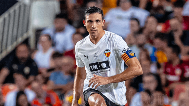 César Tárrega, el último en incorporarse al grupo de los capitanes (Foto: Valencia CF)