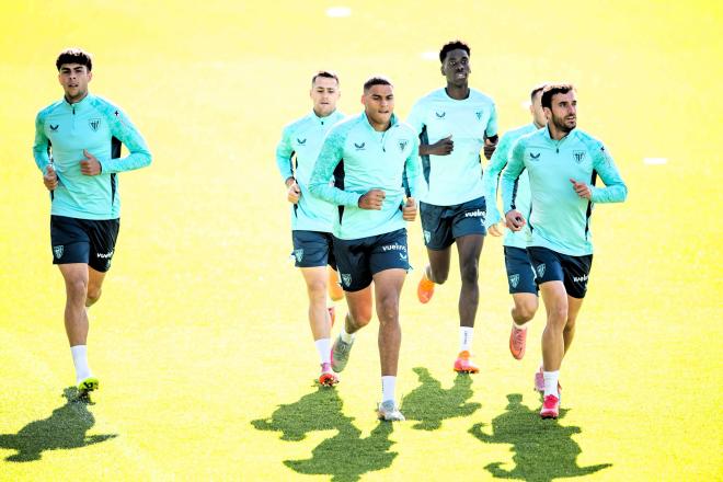 El equipo vizcaíno trabaja con fuerza en Lezama (Foto: Athletic Club).