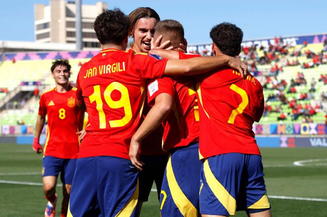 Los jugadores de España celebran el gol ante Ucrania en el Mundial sub 20 (Foto: Selección Españ