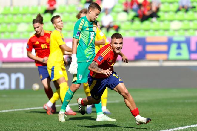Pablo García celebra su gol ante Ucrania (Foto: Selección Española).