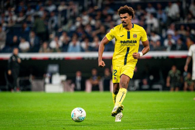 Renato Veiga, en un partido del Villarreal (FOTO: Cordón Press).