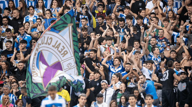 Aficionados del Deportivo, en el partido ante el Almería (Foto: RCD).
