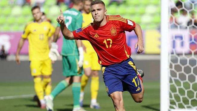Pablo García celebra su gol ante Ucrania (Foto: Selección Española).