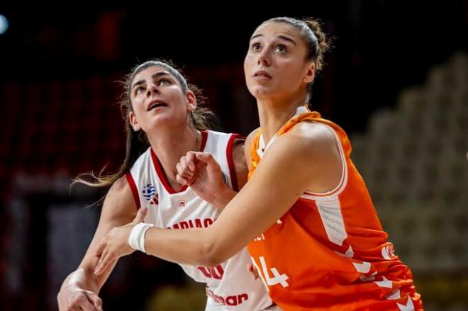 Victoria en la pista de Olympiacos SPF para estrenar la EuroLeague Women (74-97)
