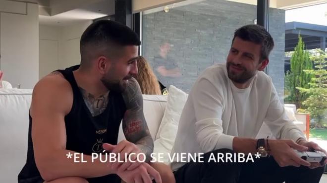 Ilia Topuria y Gerard Piqué jugando al EA Sports FC 26 (Fuente: @iliatopuria)