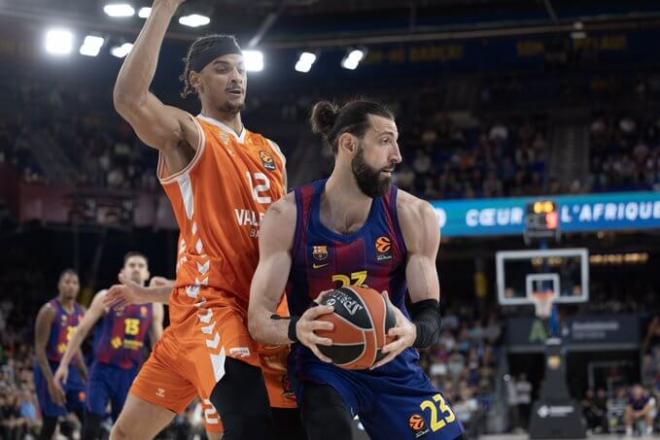 El Barça frena al Valencia Basket con un esfuerzo titánico (108-102)