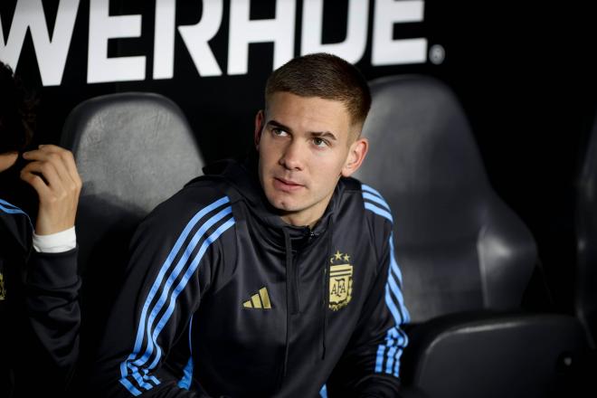 Franco Mastantuono en un partido con Argentina (Cordon Press)