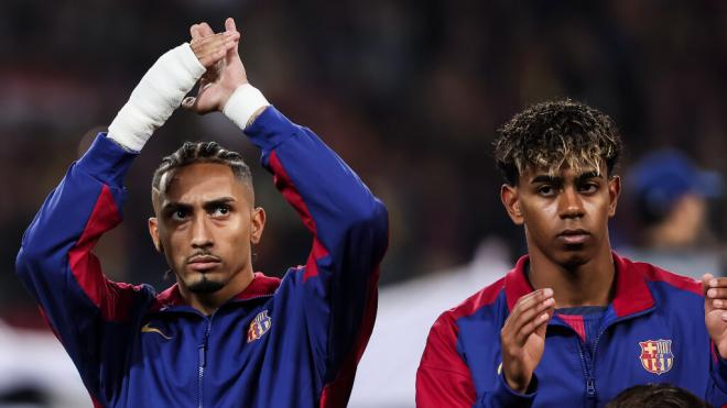 Raphinha y Lamine Yamal antes de un partido del Barcelona (Fuente: Europa Press)