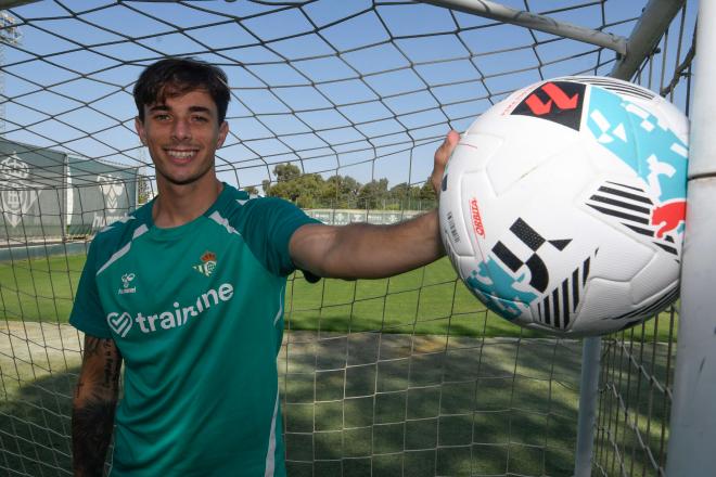 Valentín Gómez, en su entrevista para ElDesmarque (Foto: Kiko Hurtado)