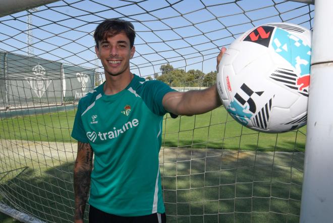 Valentín Gómez, en su entrevista para ElDesmarque (Foto: Kiko Hurtado)