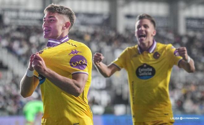 Chuki celebra su golazo ante el Burgos.