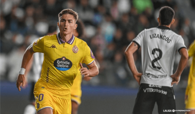 Chuki celebra su tanto ante el Burgos CF
