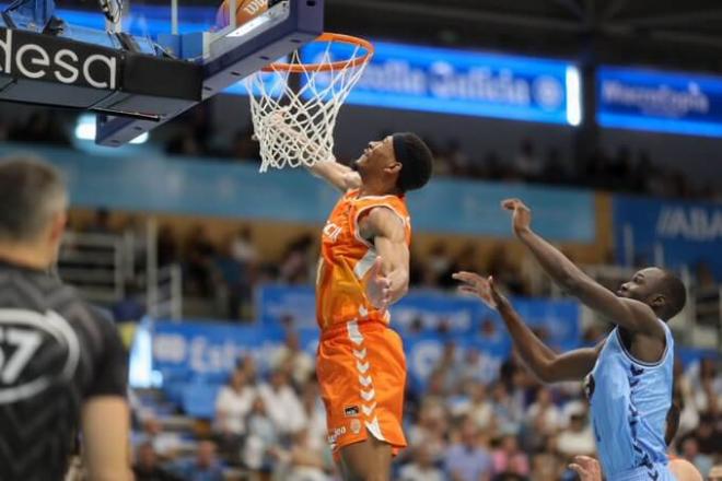 Valencia Basket logra su segunda victoria en Liga Endesa llega en la cancha del Río Breogán (90-1