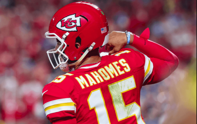 Patrick Mahomes, en un partido de los Kansas City Chiefs (FOTO: @Chiefs).