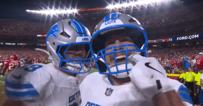LaPorta celebra el touchdown (NBC)