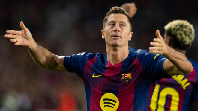 Lewandowski en un partido del FC Barcelona (Cordon Press)