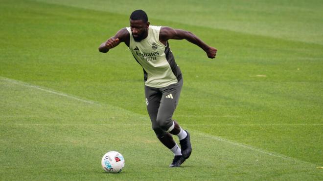 Antonio Rüdiger solo ha jugado un partido de LALIGA este año (foto: Cordon Press)-