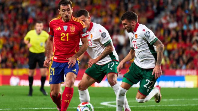 Mikel Oyarzabal, durante el España - Bulgaria (foto: sefutbol)