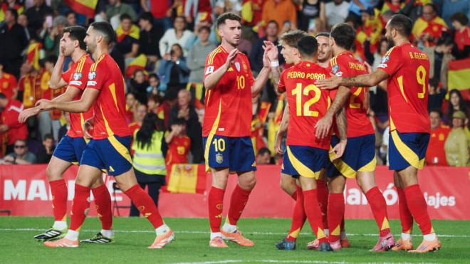 España celebra el triunfo sobre Bulgaria (foto:EFE).