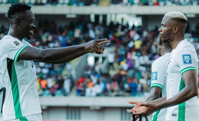 Akor Adams y Osimhen, con la selección de Nigeria.