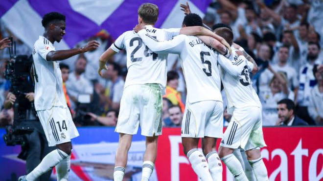 El Real Madrid celebrando un gol en LALIGA (Cordon Press)