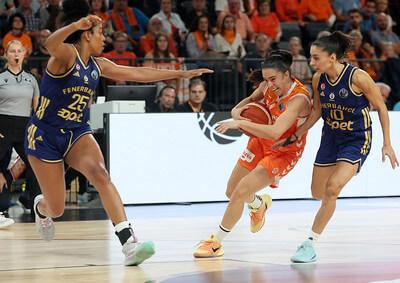 Valencia Basket Femenino - Fenerbahce (Foto: MA Polo)