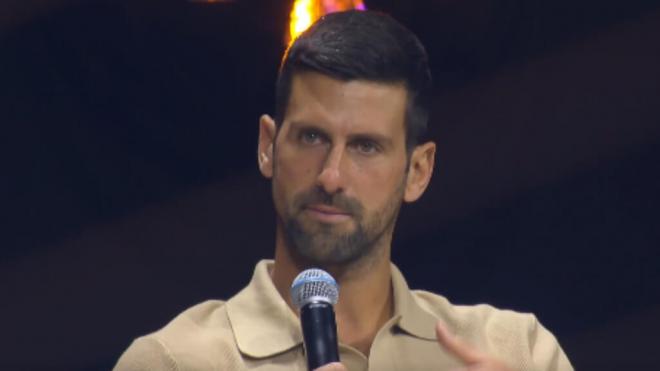 Novak Djokovic hablando en el Six Kings Slam (X: @Turki_alalshikh)