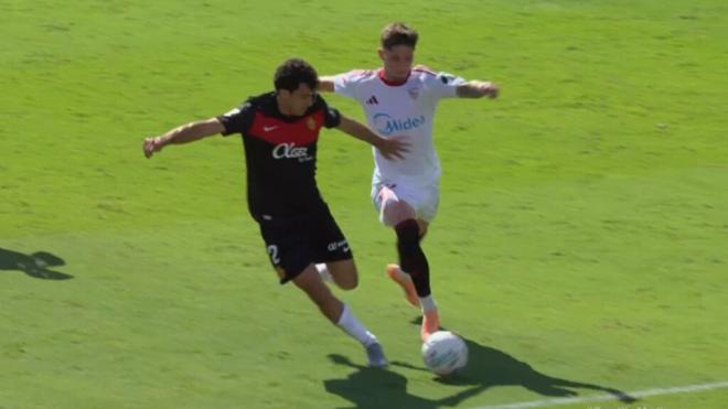 La falta de Carmona en el tramo final de la primera mitad.