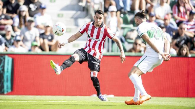 Alex Berenguer ante el Elche en el Martínez Valero (Foto: Athletic Club).
