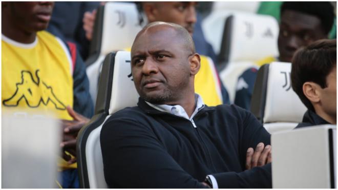 Patrick Viera, en el banquillo del Genova. (Cordon Press)