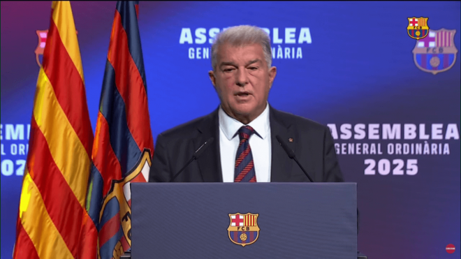 Joan Laporta da explicaciones ante los socios