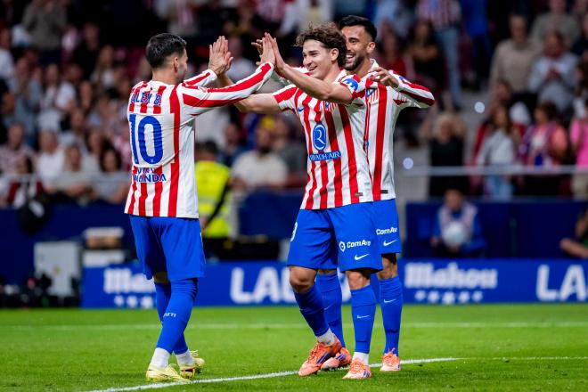 Álex Baena celebra el gol ante Osasuna (Foto: Cordon Press)