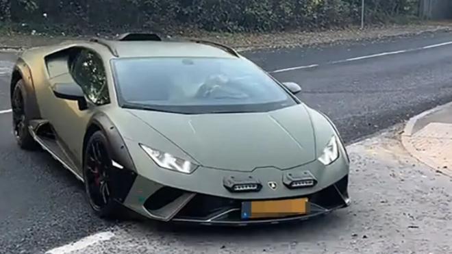 Haaland y su nuevo Lamborghini (Foto: The Sun)