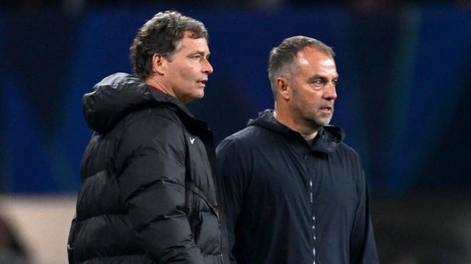 Marcus Sorg y Hansi Flick en un partido del FC Barcelona (Cordon Press)