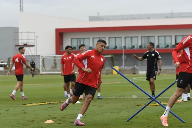 Alexis Sánchez, en la sesión del martes (Foto: Kiko Hurtado).