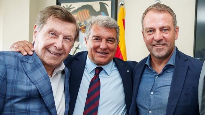 Zahavi, Joan Laporta y Hansi Flick (FCB)
