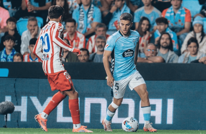 Sergio Carreira ante el Atlético de Madrid (Foto: Celta).