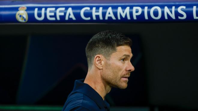 Xabi Alonso en el Santiago Bernabéu (Foto: EFE)