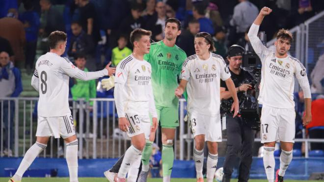 Los jugadores del Real Madrid durante el partido contra el Getafe (Fuente: Cordon Press)