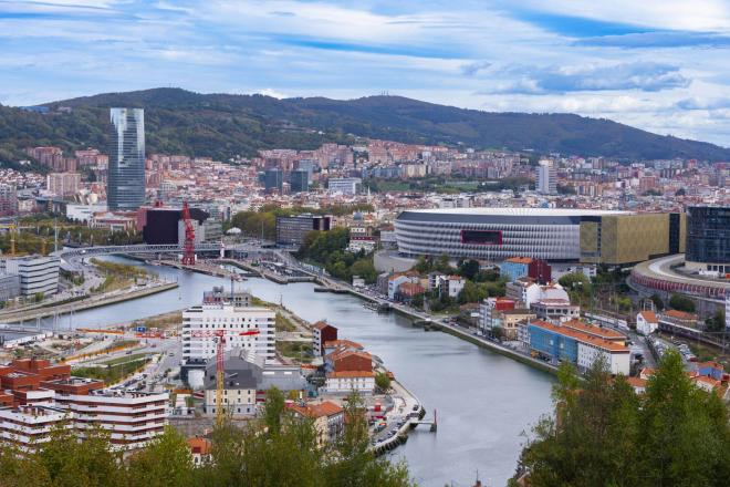 Panorámica de Bilbao y de San Mamés en la UEFA Champions League (Foto: Athletic Club).