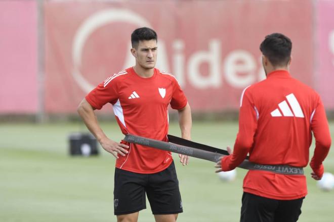 Andrés Castrín, en el entrenamiento de este jueves (Foto: Kiko Hurtado).