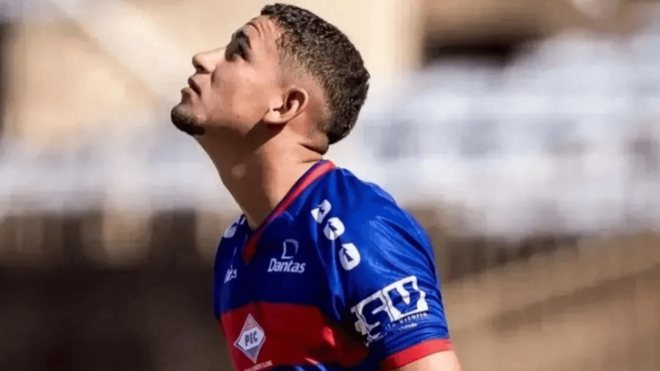 Antony Ylano, en un partido con su club.